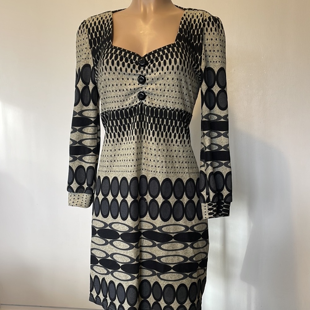 HEARTACHE long sleeves women’s  XL midi Dress